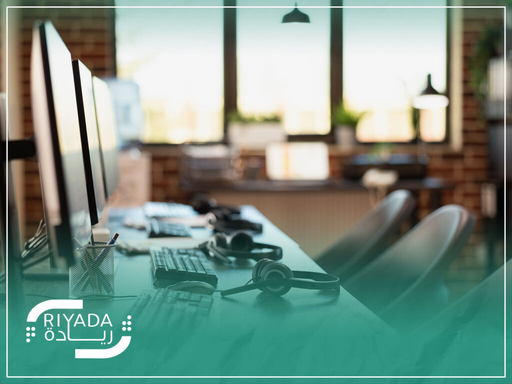 منصة بيانات العملاء (CDP) في مراكز الاتصال: أهميتها لتخصيص تجربة العميل 3 دور منصة بيانات العملاء في مراكز الاتصال